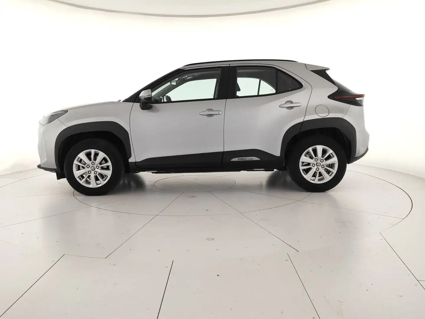 Toyota Yaris Cross 1.5 h 116cv active fwd e-cvt - 2