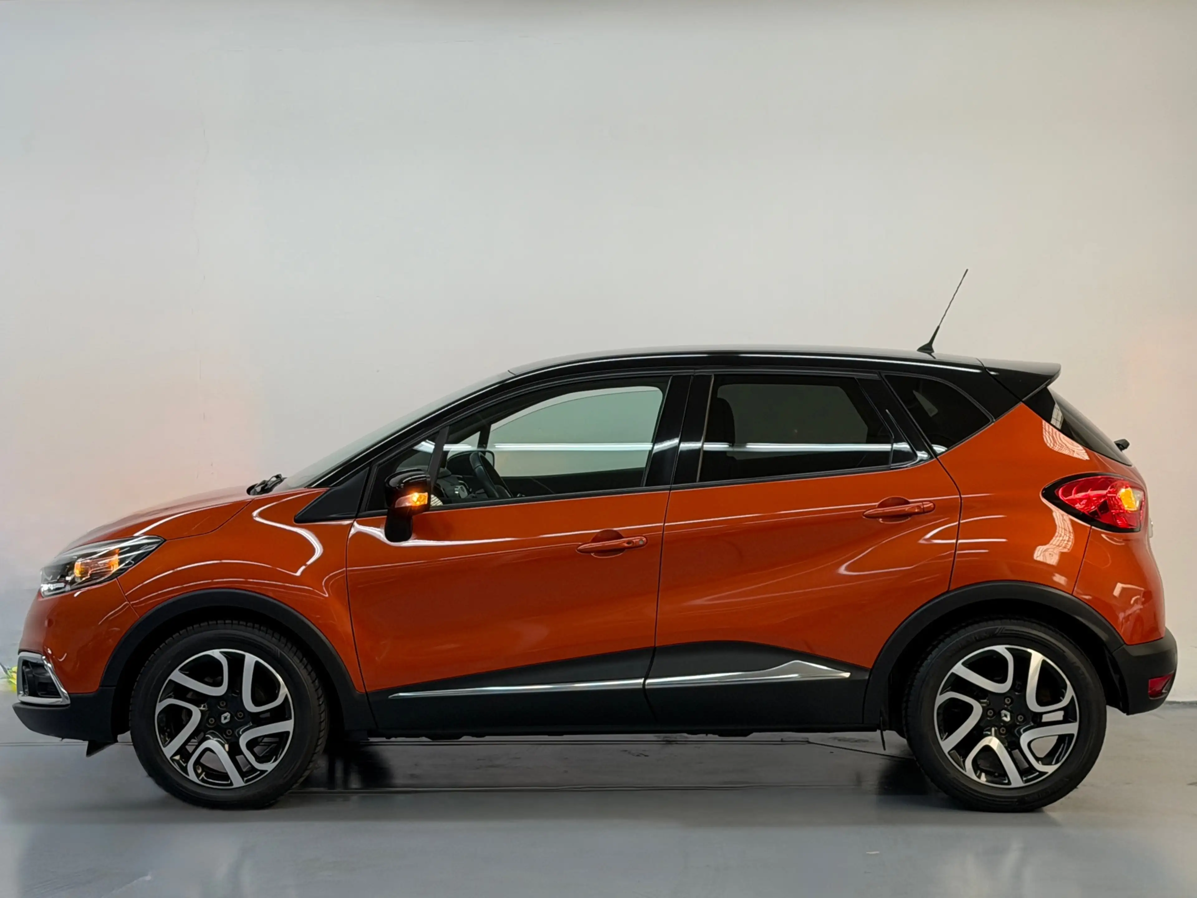 Renault Captur 1.2 TCe Dynamique Automaat Camera Navi Keyless — photo 5