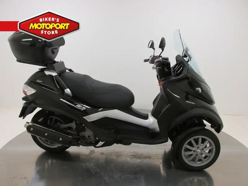 Piaggio MP3 400