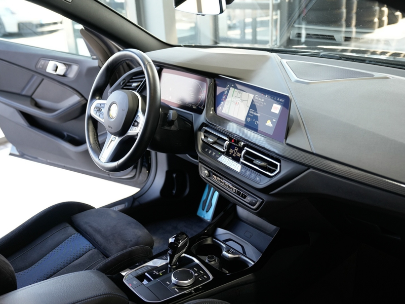 BMW 218 218i Gran Coupe M Sport Panorama Harman M-Sitze — photo 9
