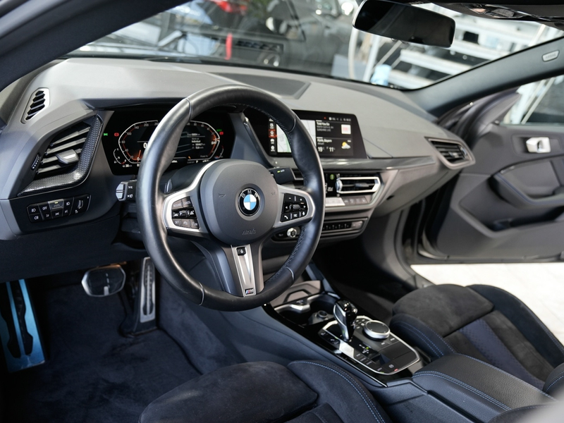 BMW 218 218i Gran Coupe M Sport Panorama Harman M-Sitze — photo 2