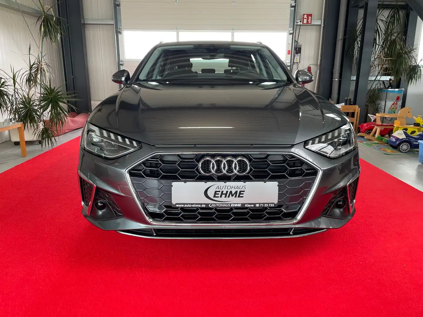 Audi A4 Avant S-Line 40 TFSI s-tronic *LED*ACC*NAV* Gris - 2