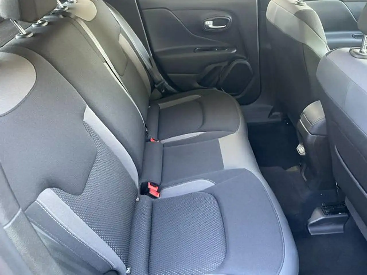 Jeep Renegade 1.0 T3 Limited, миниатюра 10