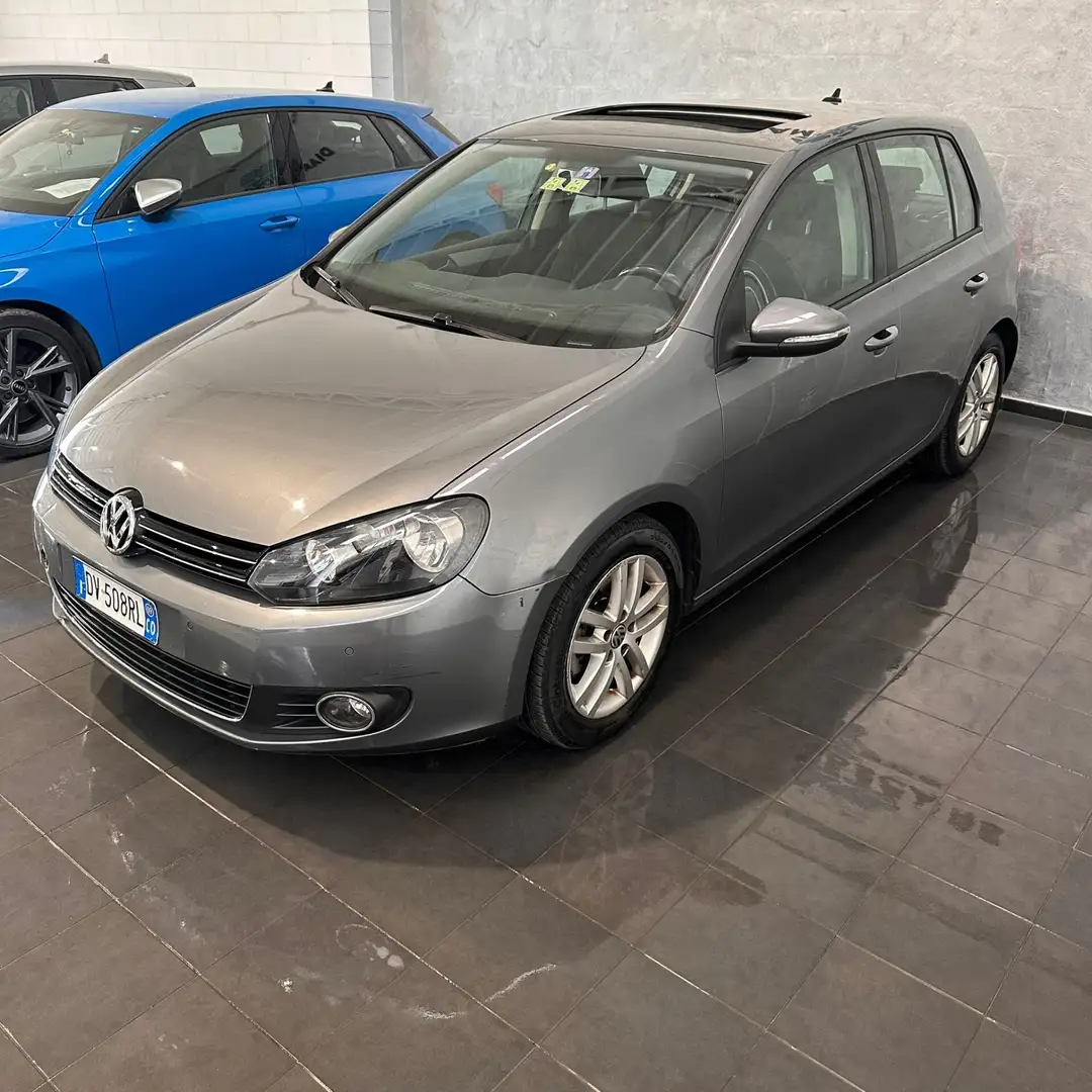 Volkswagen Golf 1.4 TSI 122CV DSG 5p. Highline Grau - 2