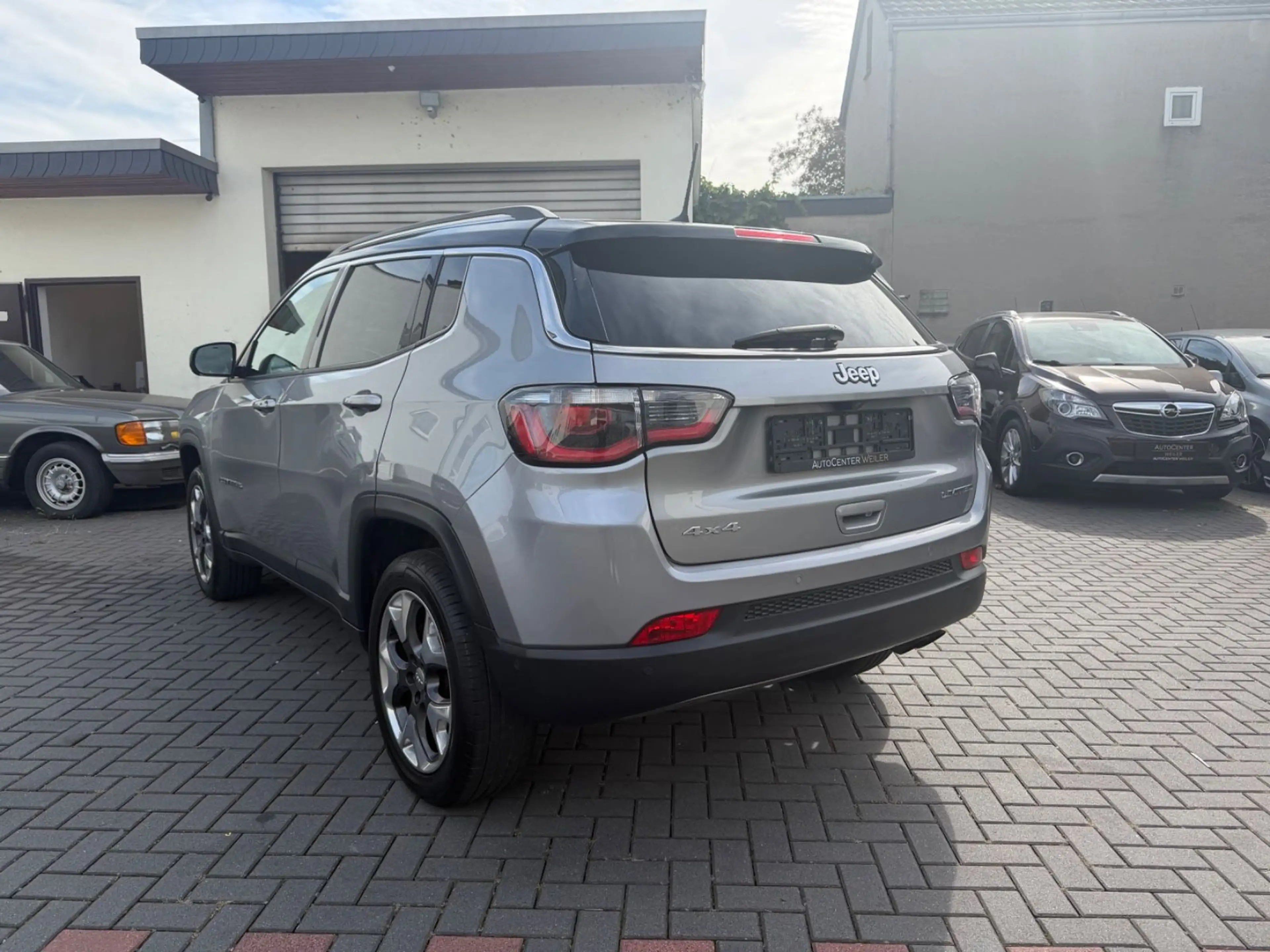 Jeep Compass Aut. 4WD*Wenig KM*Garantie*1.Hand* — photo 14