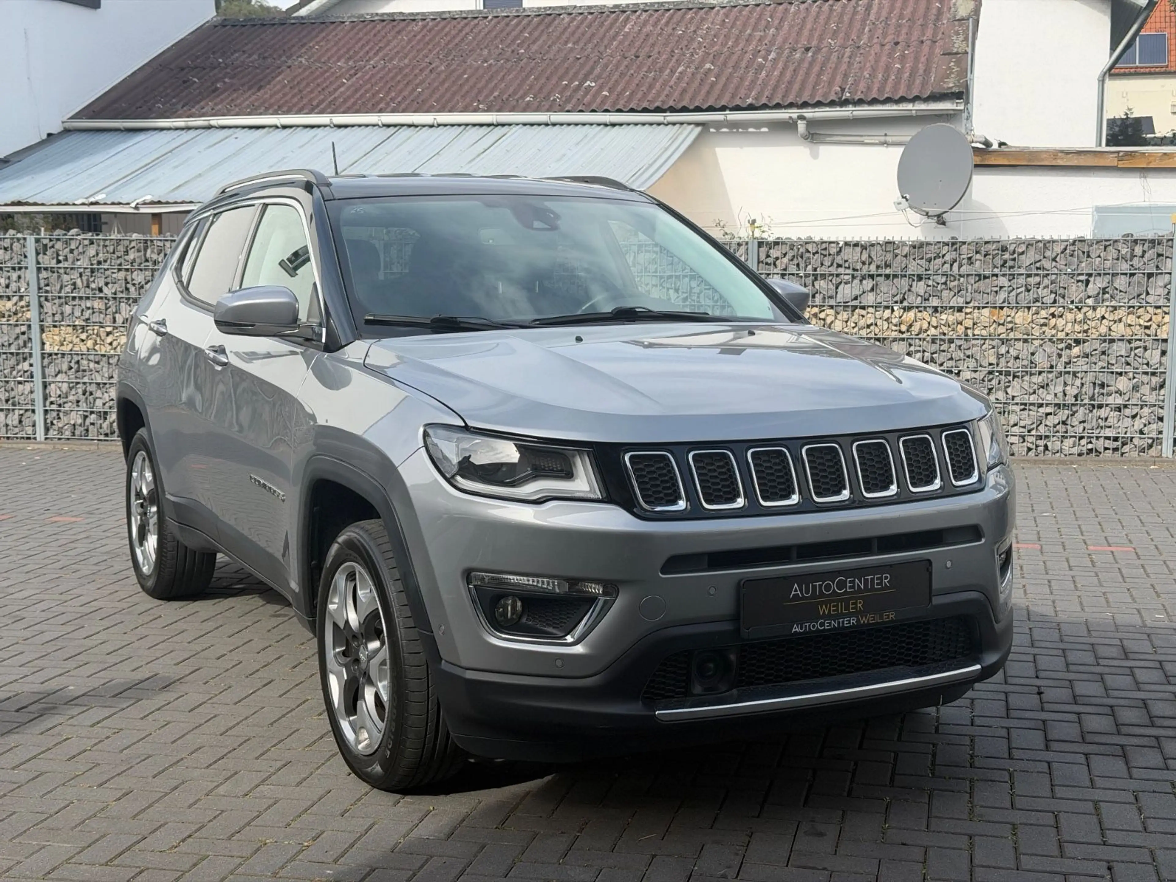 Jeep Compass Aut. 4WD*Wenig KM*Garantie*1.Hand* — photo 4