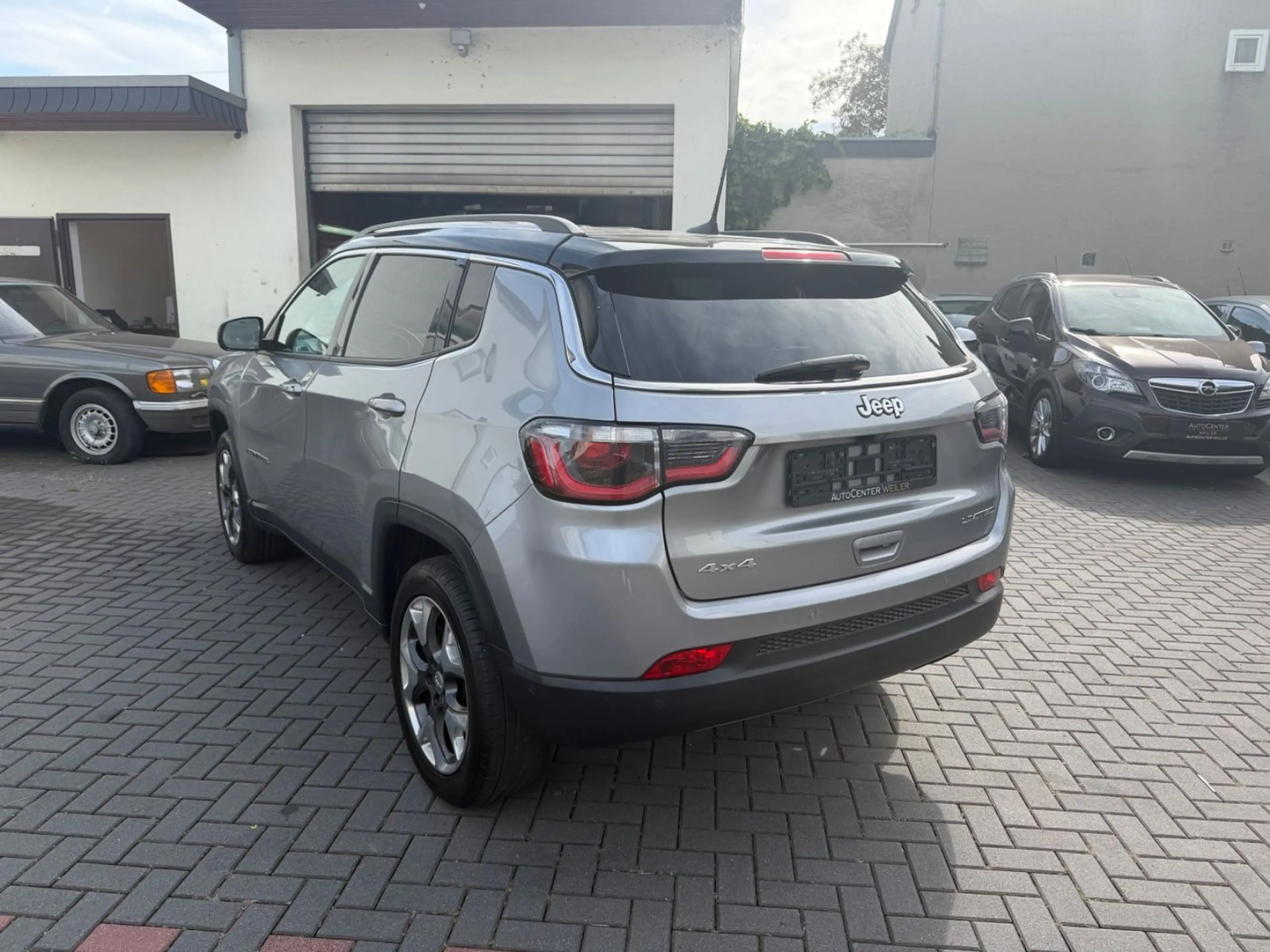 Jeep Compass Aut. 4WD*Wenig KM*Garantie*1.Hand* — photo 13