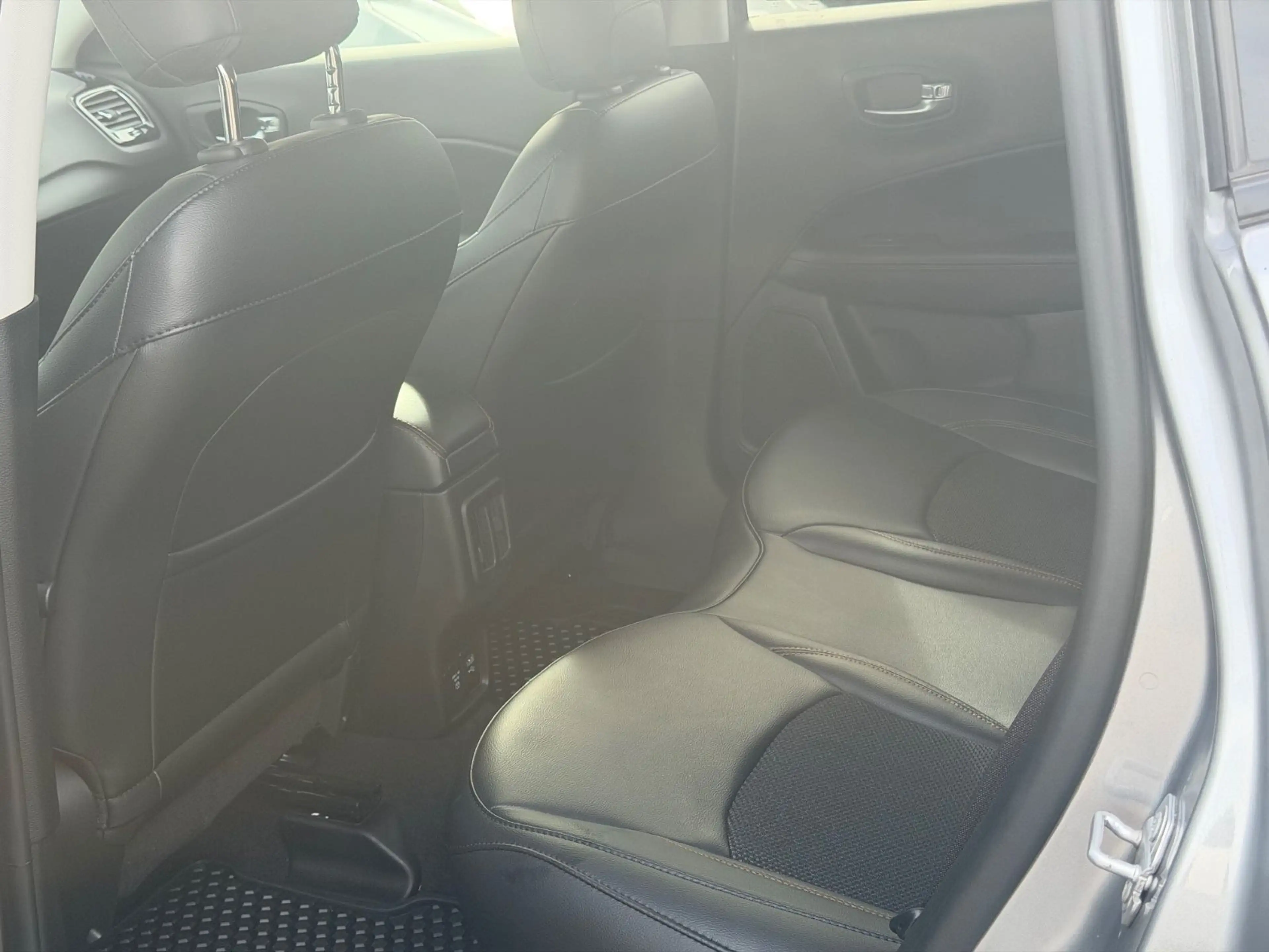 Jeep Compass Aut. 4WD*Wenig KM*Garantie*1.Hand* — photo 9