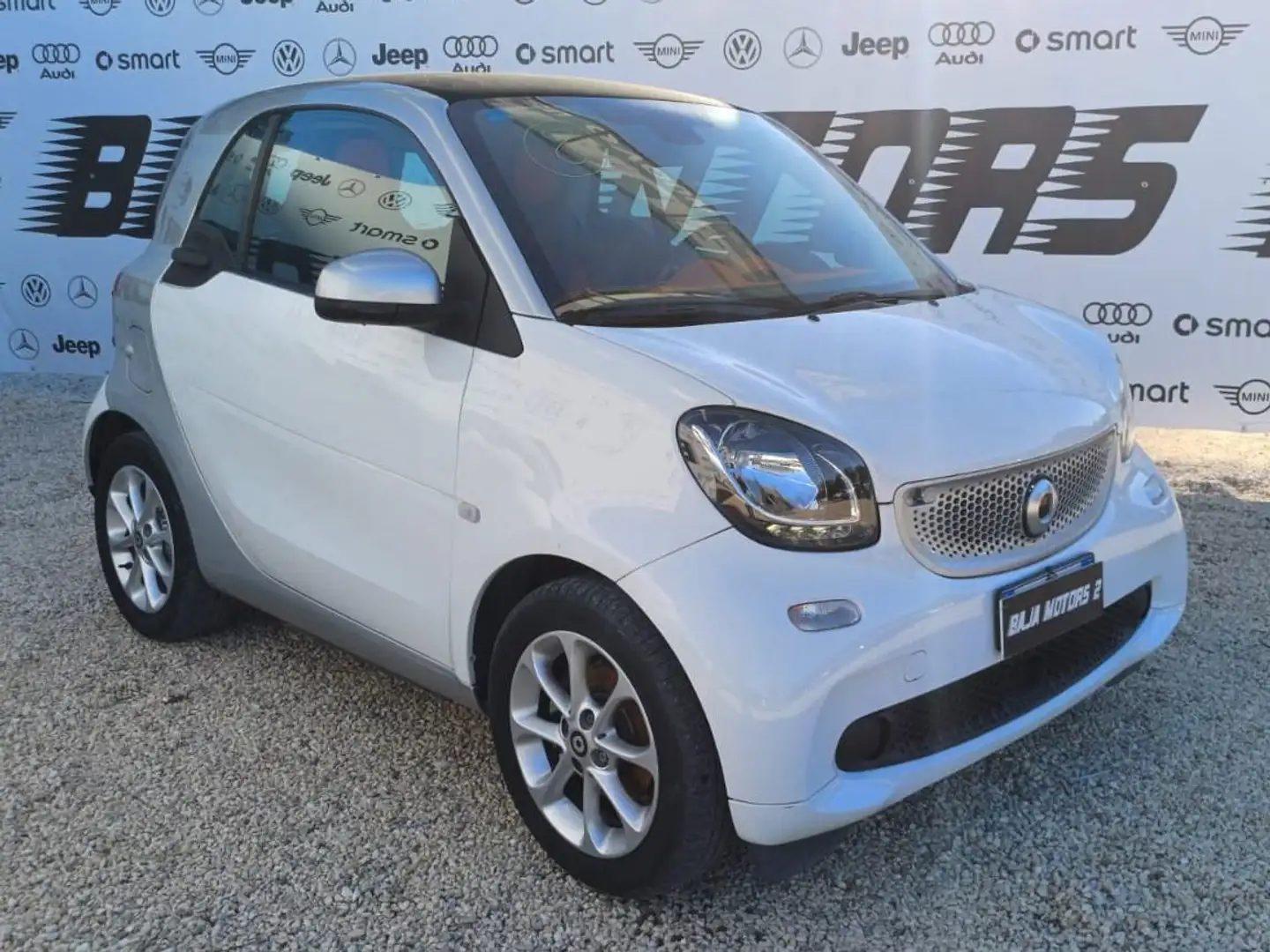 smart forTwo Fortwo electric drive Youngster Bianco - 2
