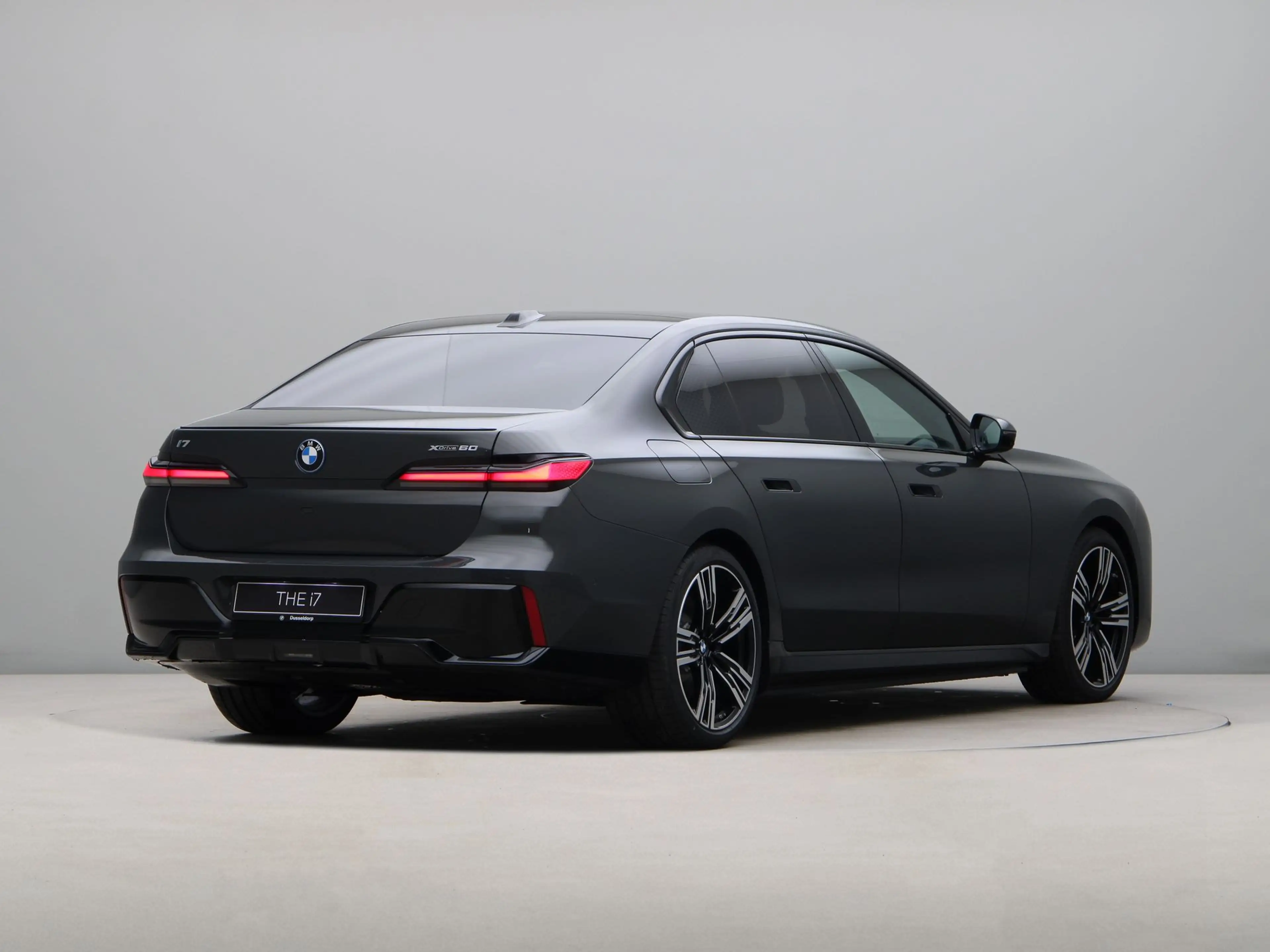 BMW i7 xDrive60 Privilege Edition 106 kWh — photo 10
