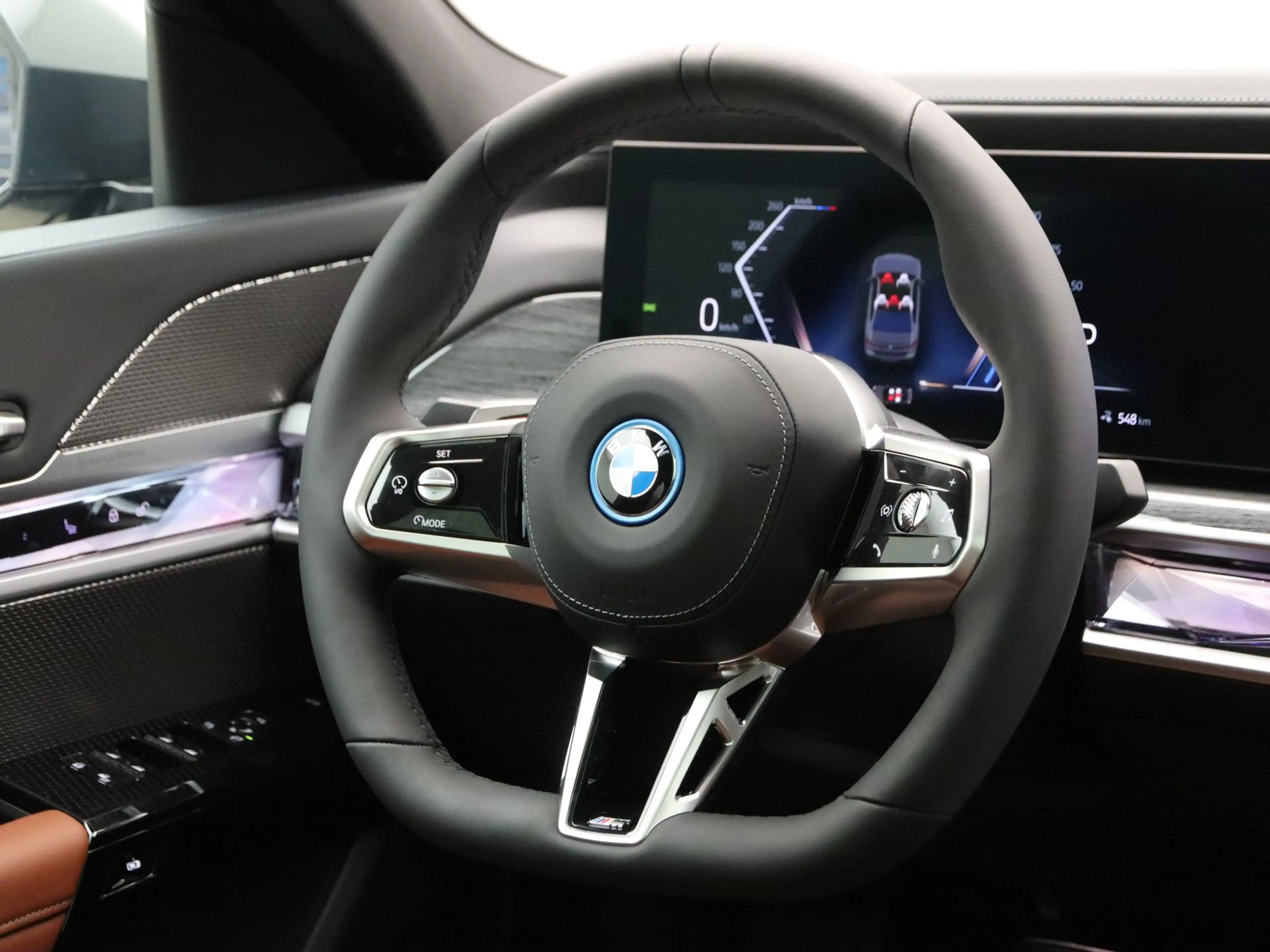 BMW i7 xDrive60 Privilege Edition 106 kWh — photo 2