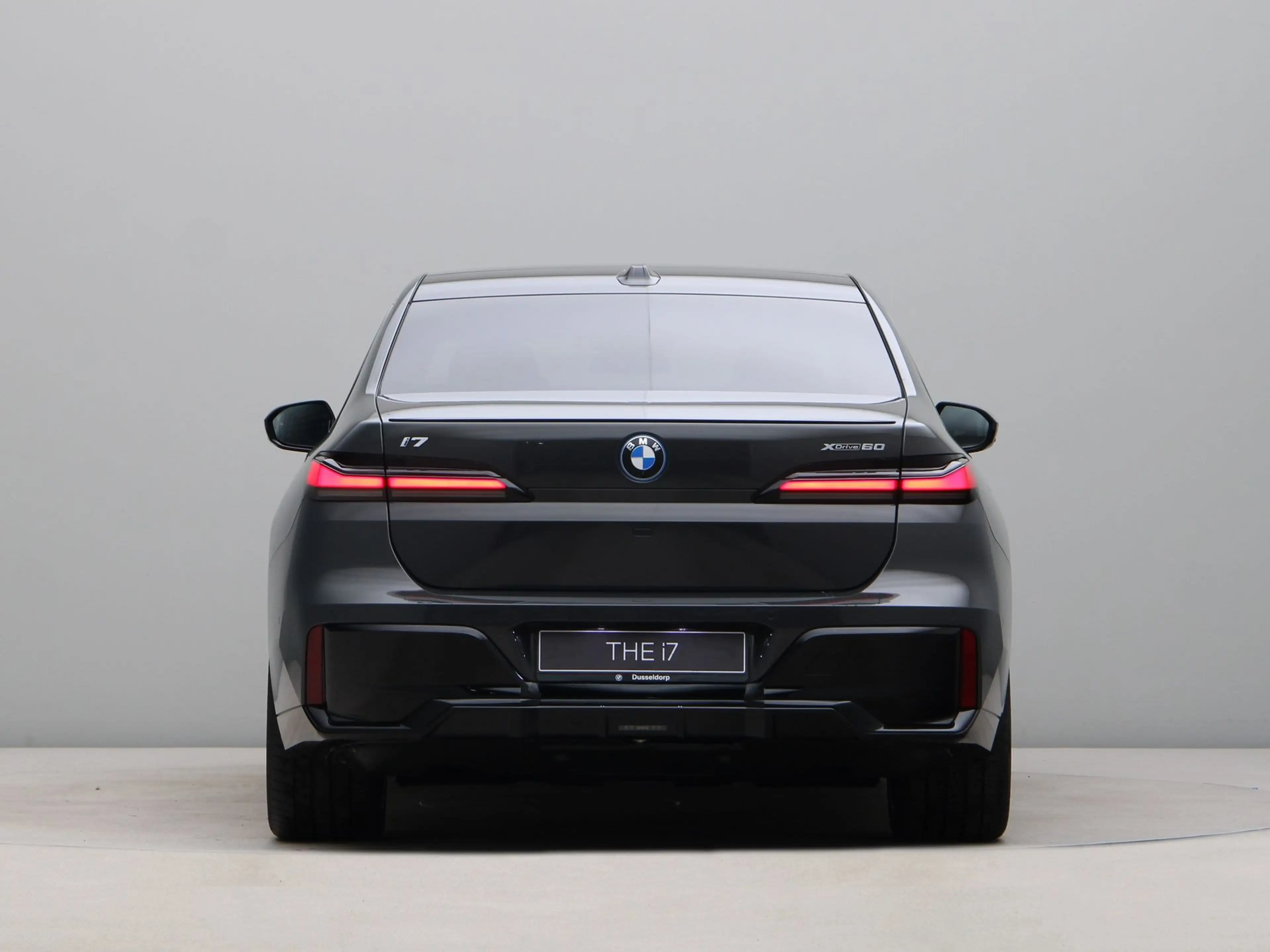 BMW i7 xDrive60 Privilege Edition 106 kWh — photo 11