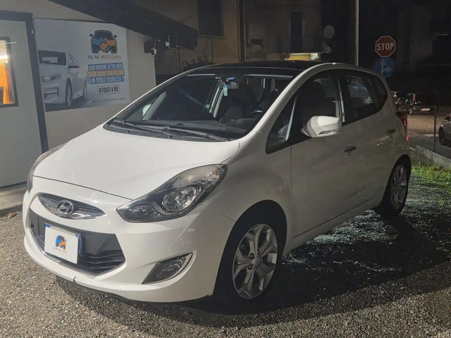 Hyundai iX20 1.4 CRDI 90 CV Comfort *UNICO PROPRIETARIO* Bianco - 1