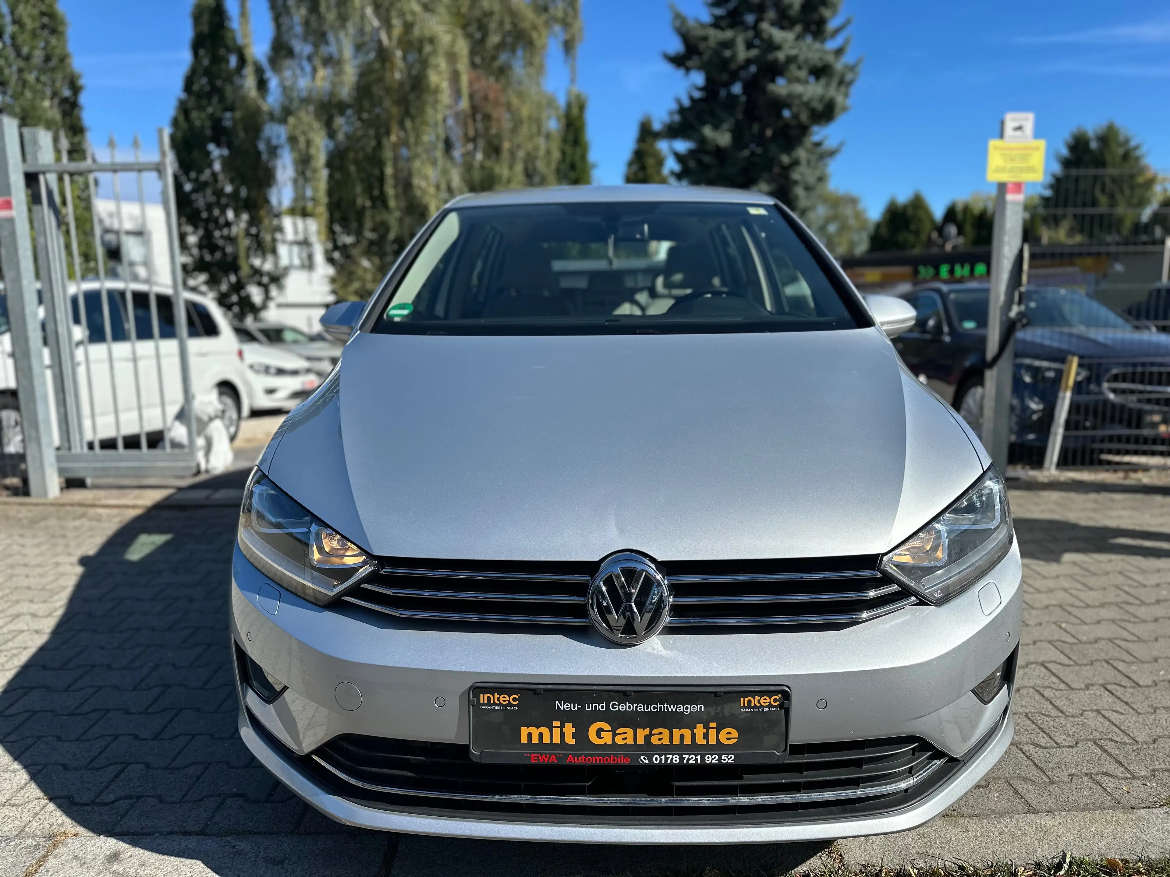 Volkswagen Golf Sportsvan Highline,33000 TKM,1.BESITZ,XENON,PDC,6.GANG,ALCANTARA,PARKTRONIK — photo 2