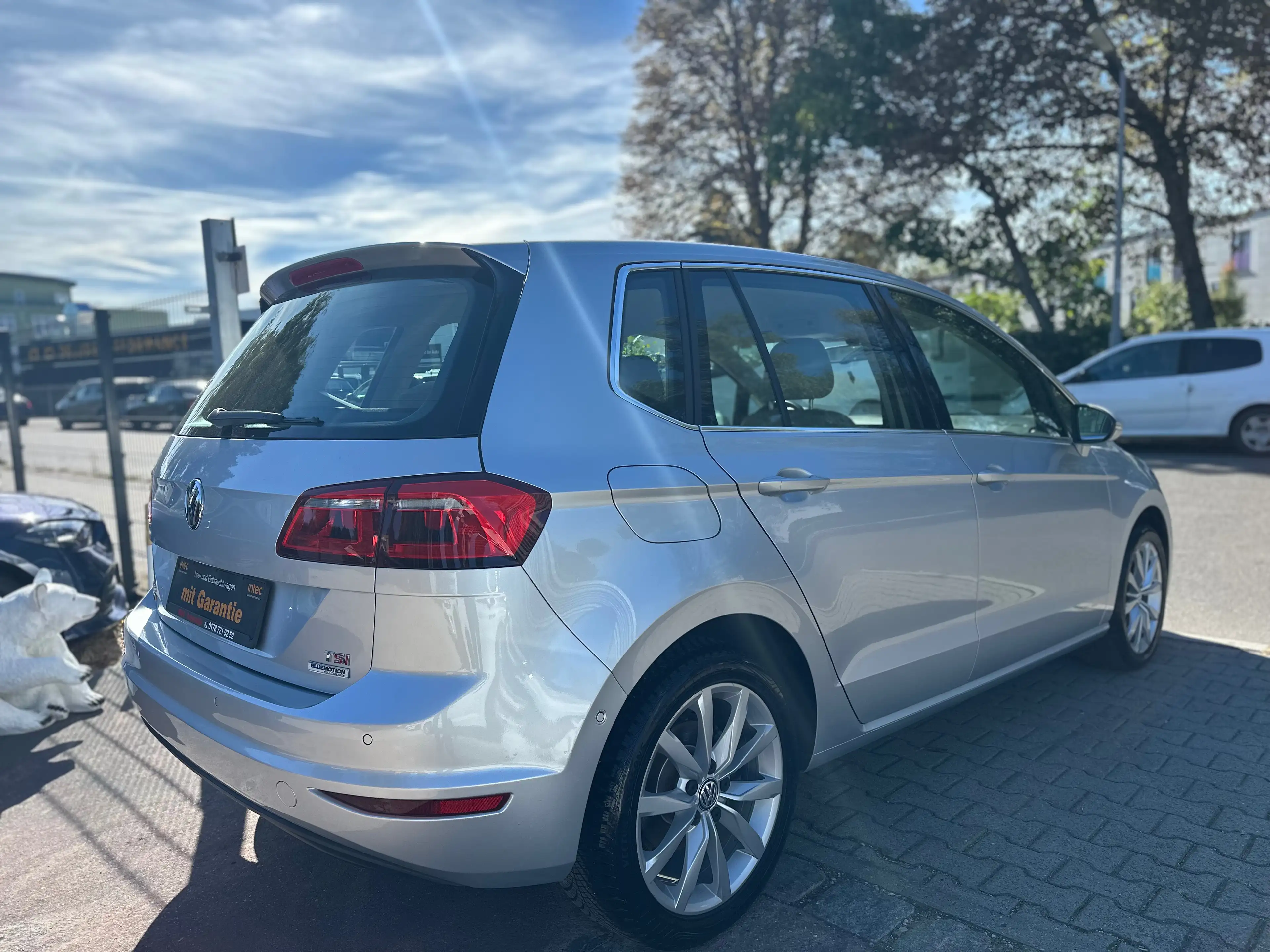 Volkswagen Golf Sportsvan Highline,33000 TKM,1.BESITZ,XENON,PDC,6.GANG,ALCANTARA,PARKTRONIK — photo 5
