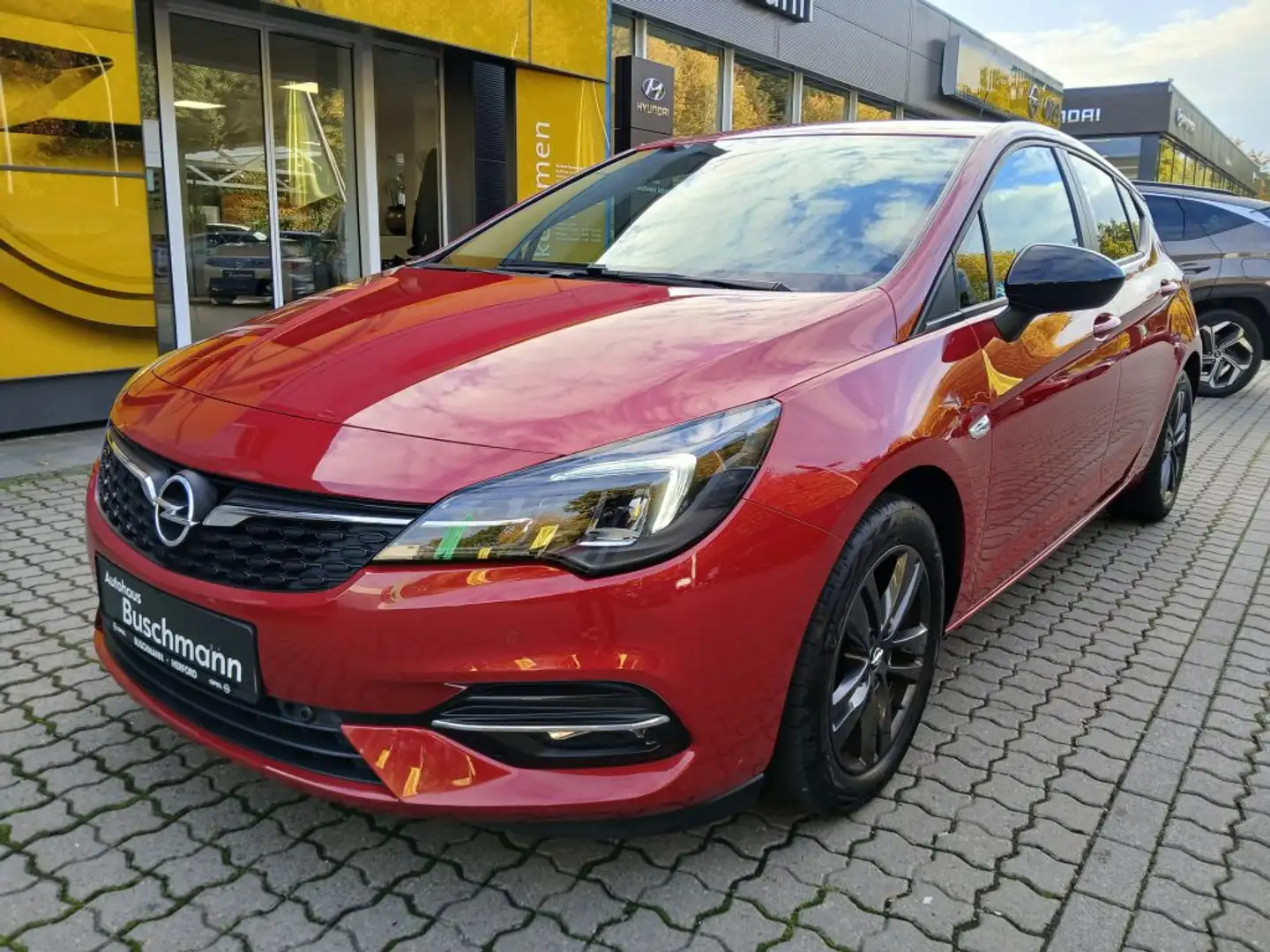 Opel Astra Edition 1.2 Turbo +RFK+LENKRADHEIZUNG+PDC Rouge - 1
