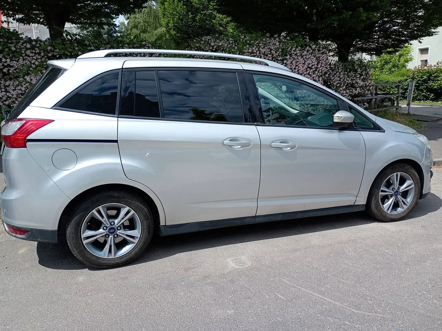 Ford Grand C-Max Neue Zahnriemen - 2