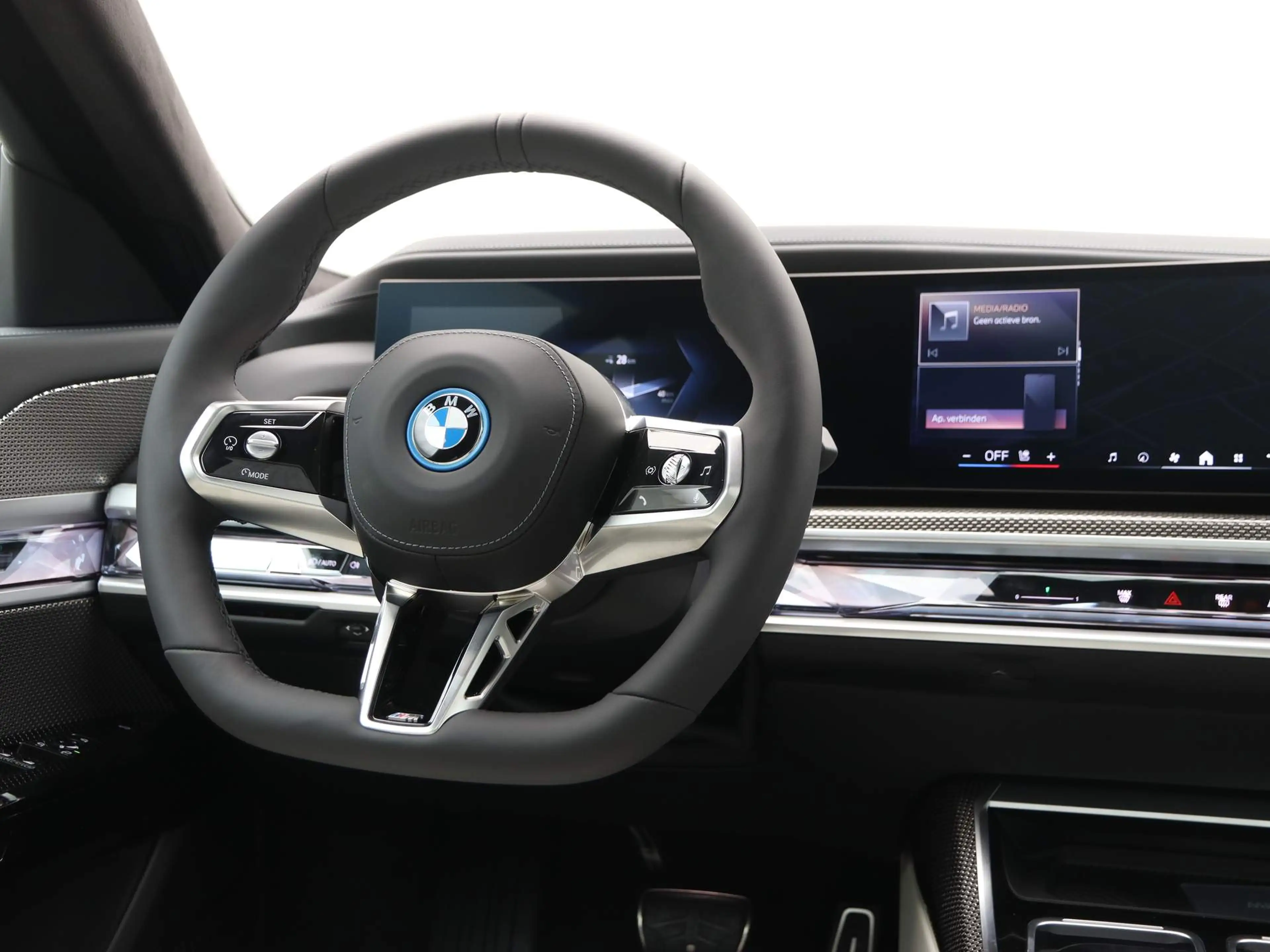 BMW i7 xDrive60 Privilege Edition 106 kWh M Sportpakket P — photo 2