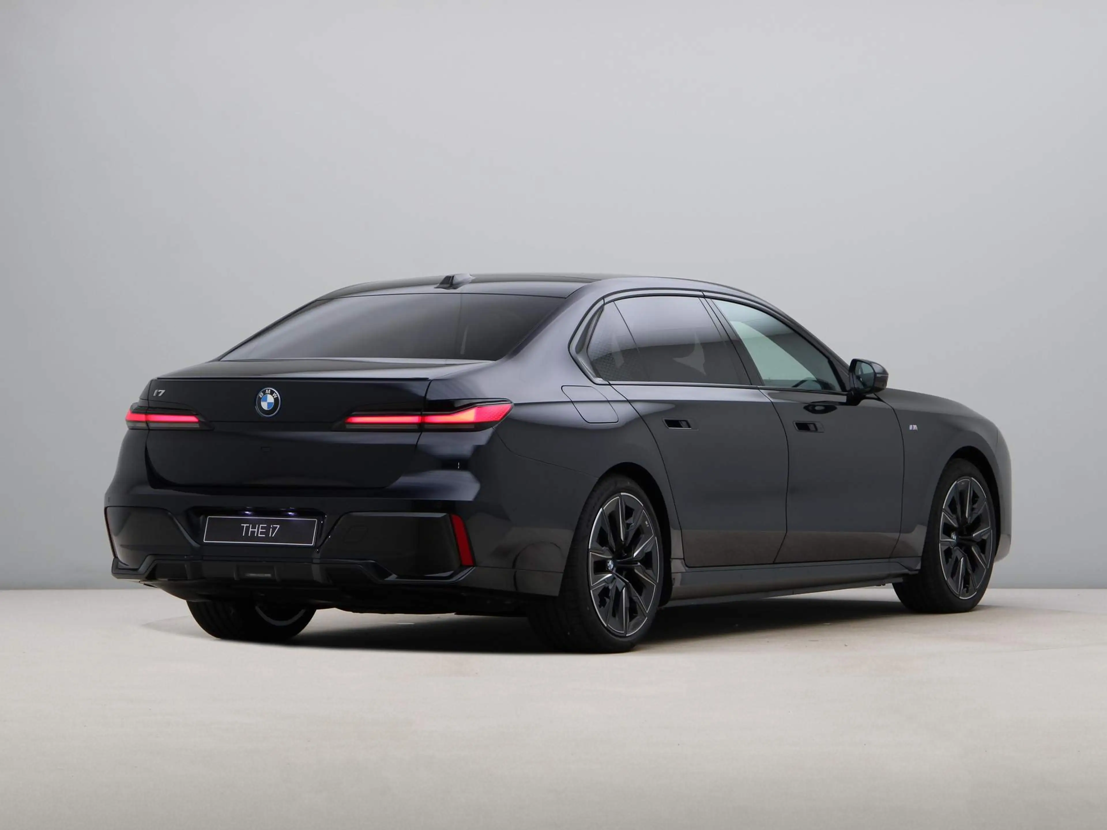 BMW i7 xDrive60 Privilege Edition 106 kWh M Sportpakket P — photo 9