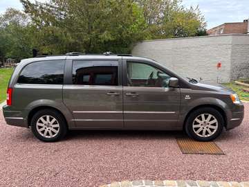 Grand Voyager 2.8 CRD Automatik Limited