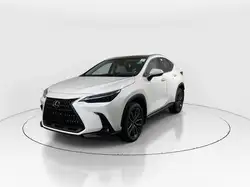 Lexus NX снимка Lexus NX
