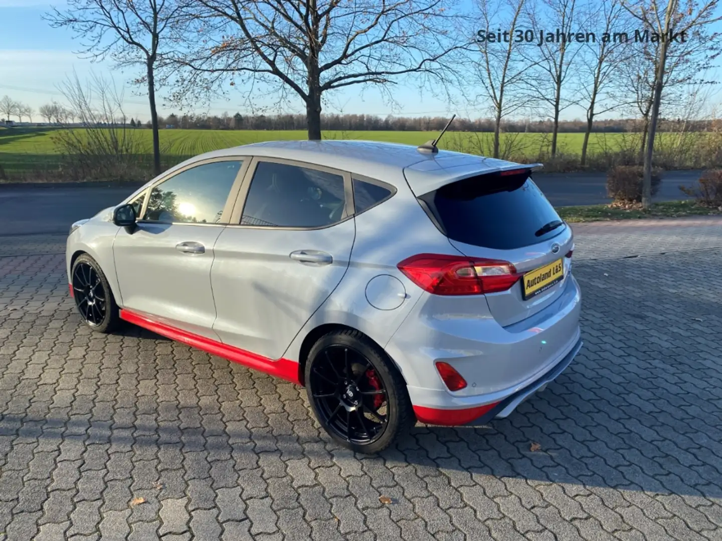 Ford Fiesta ST,LED,SH,PDC,Navi,Alus,WKR,2.Hand,Scheckheft,Soun Gris - 2