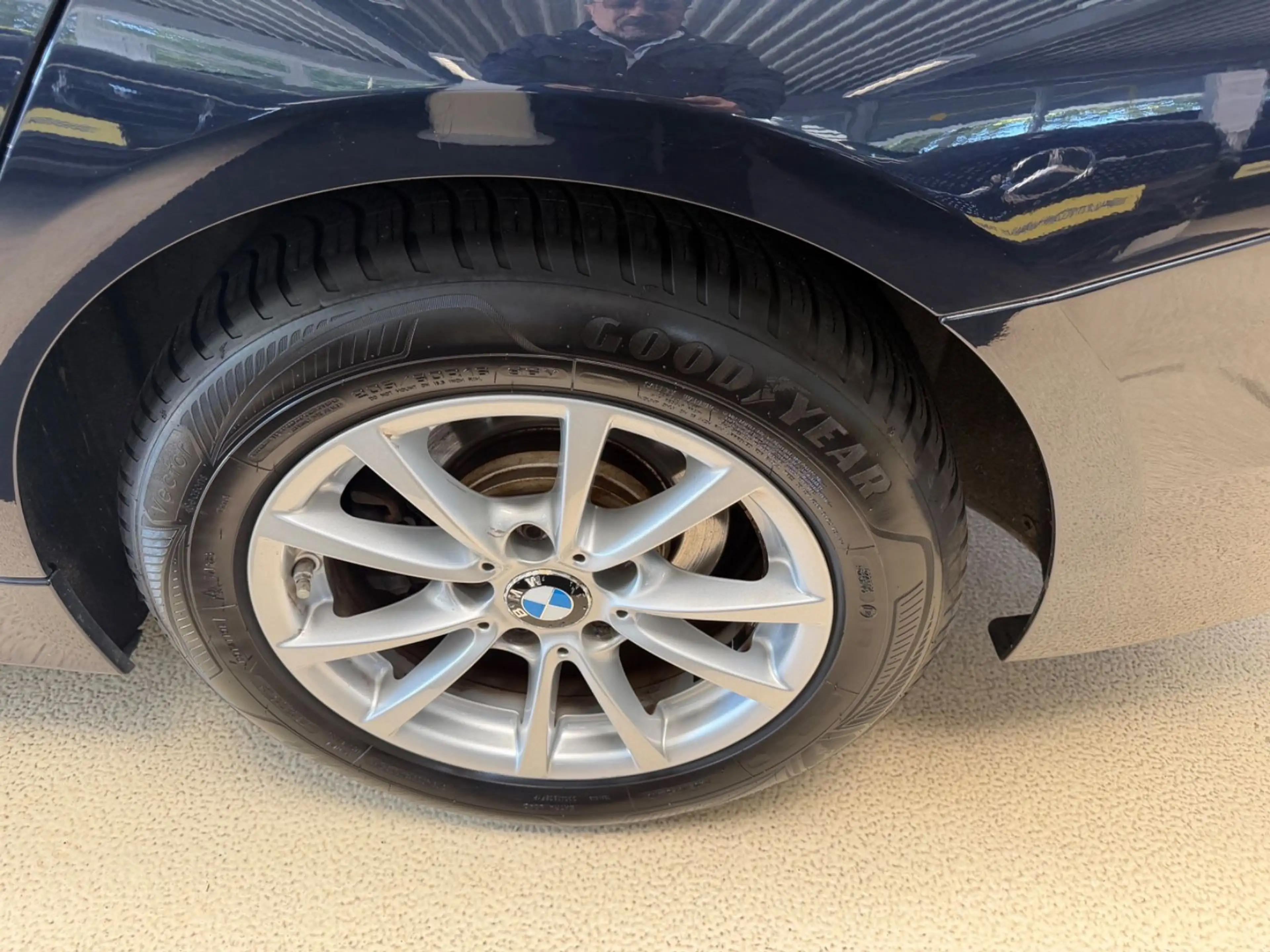 BMW 318 3 Touring 318 d — photo 12