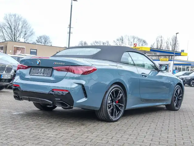 BMW 4 Series view 2