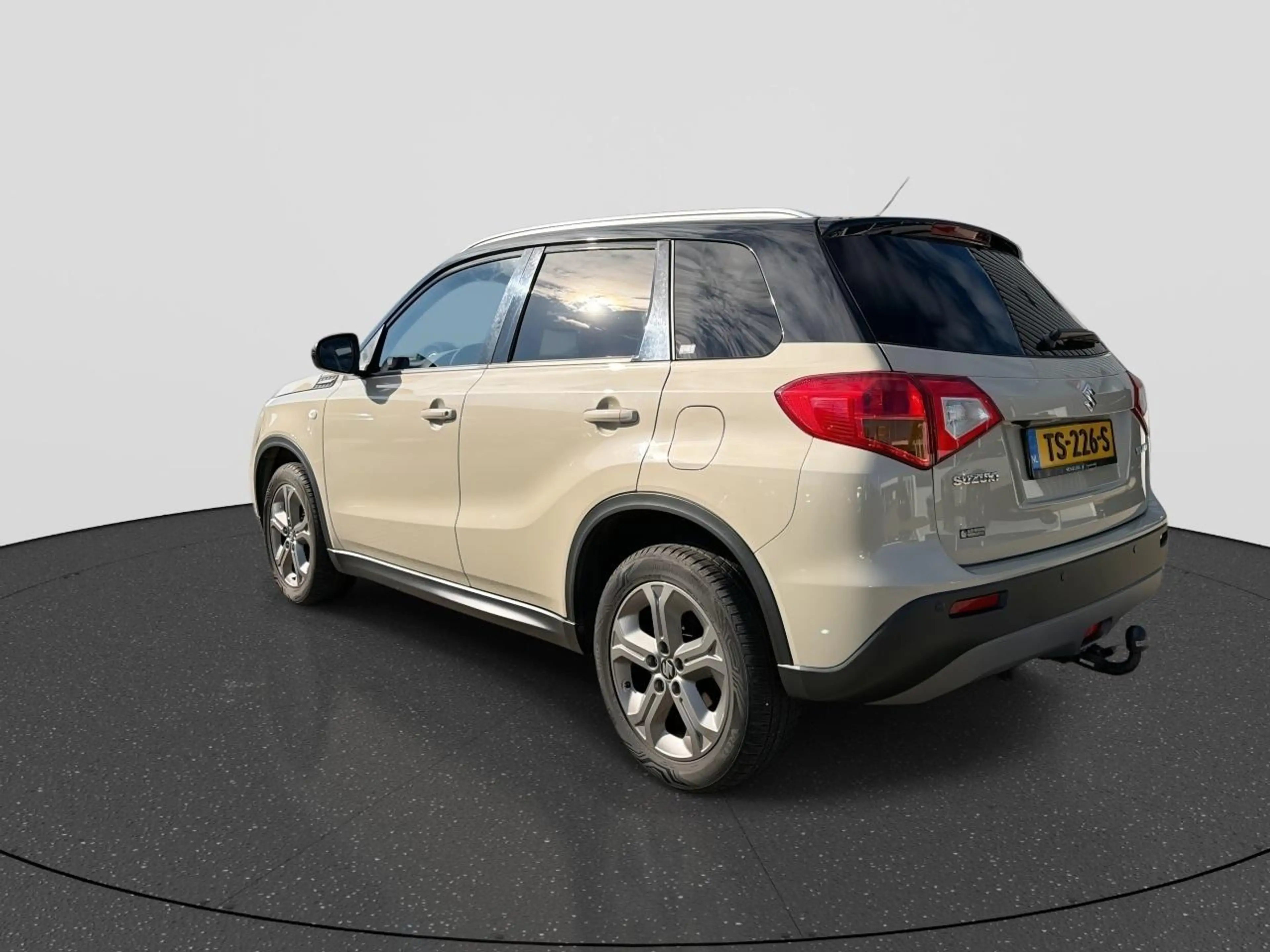 Suzuki Vitara 1.6 Exclusive | Navigatie | Camera | Climate Contr — photo 5