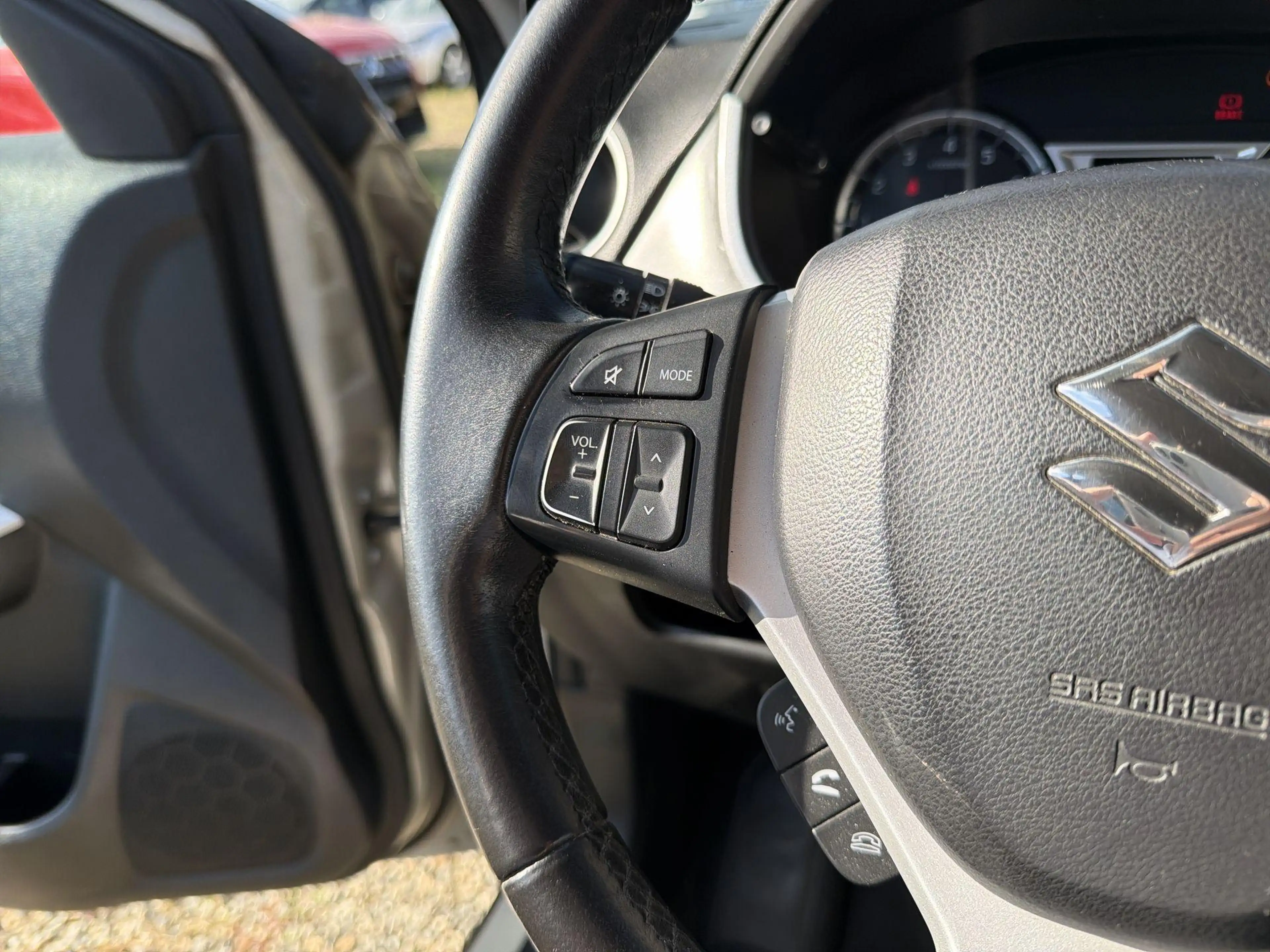 Suzuki Vitara 1.6 Exclusive | Navigatie | Camera | Climate Contr — photo 15