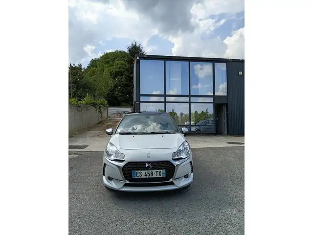 DS Automobiles DS 3