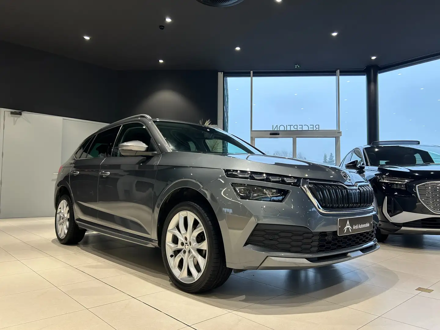 Skoda Kamiq Kamiq 1.0 TSI *GARANTIE 12 MOIS*1er PROPRIETAIRE* Gris - 2
