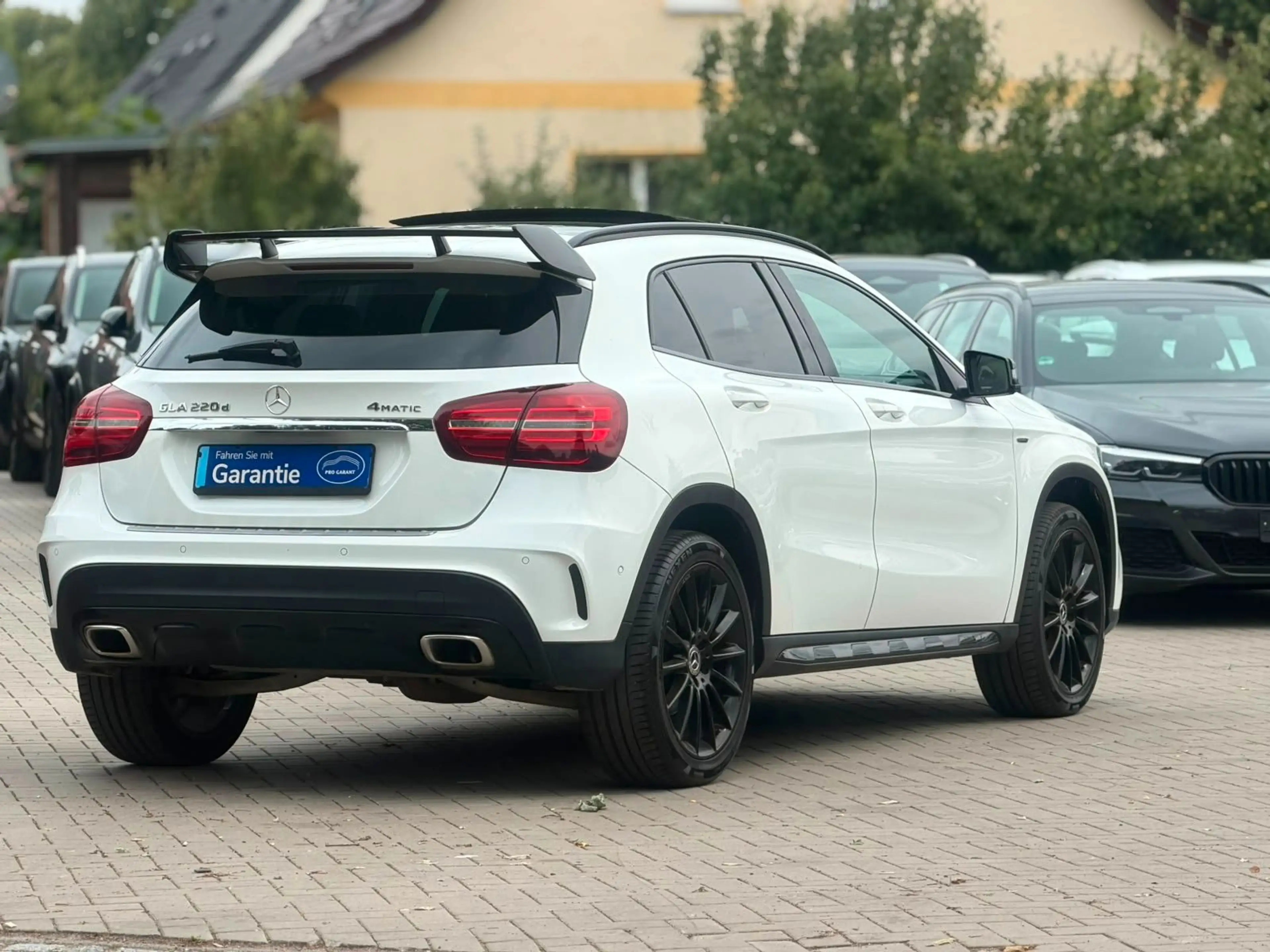 Mercedes-Benz GLA 220 d CDI 4Matic AMG Night Paket*CAM*PANO — photo 5