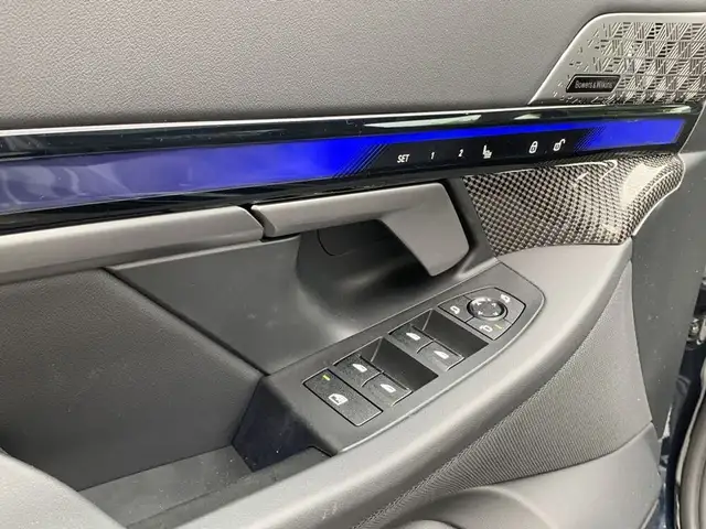 BMW i5 M60 xDrive*CARBON*PANO*AHK*SITZKLIMA*B&W*ACC*21'' Ansicht 10