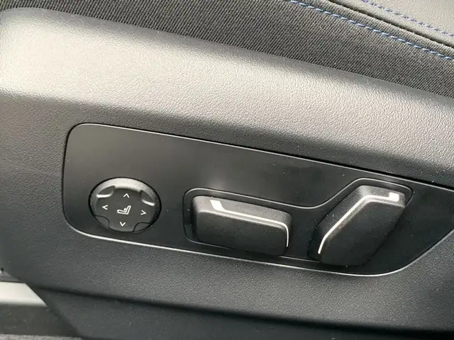 BMW i5 M60 xDrive*CARBON*PANO*AHK*SITZKLIMA*B&W*ACC*21'' Ansicht 12