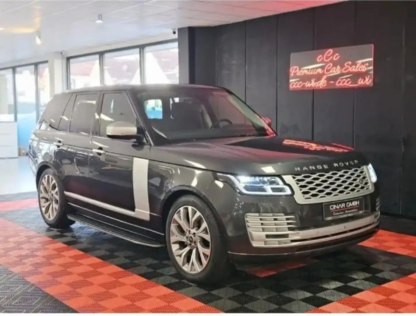 Land Rover Range Rover 3.0 SDV6 Vogue - 1