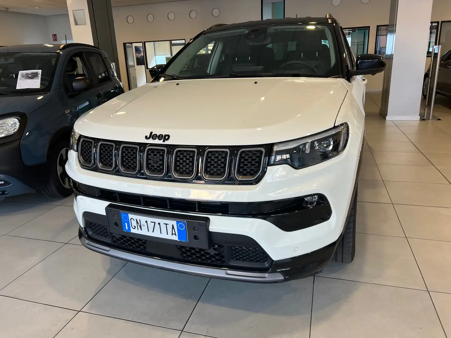 Jeep Compass Compass II 2021 1.5 turbo t4 mhev S 2wd 130cv dct Weiß - 2