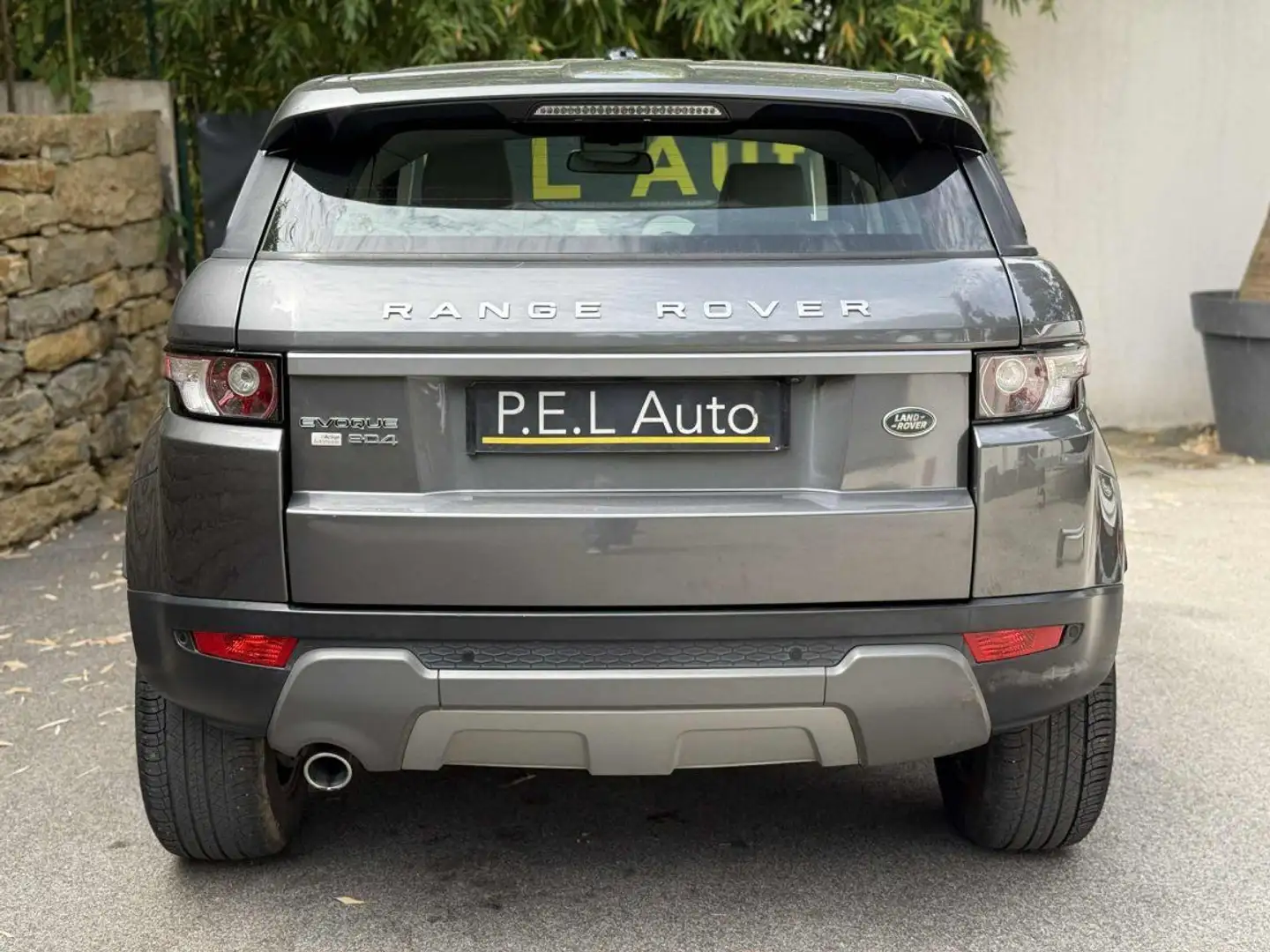 Land Rover Range Rover Evoque TD4 150 -1ère MAIN- Gris - 2