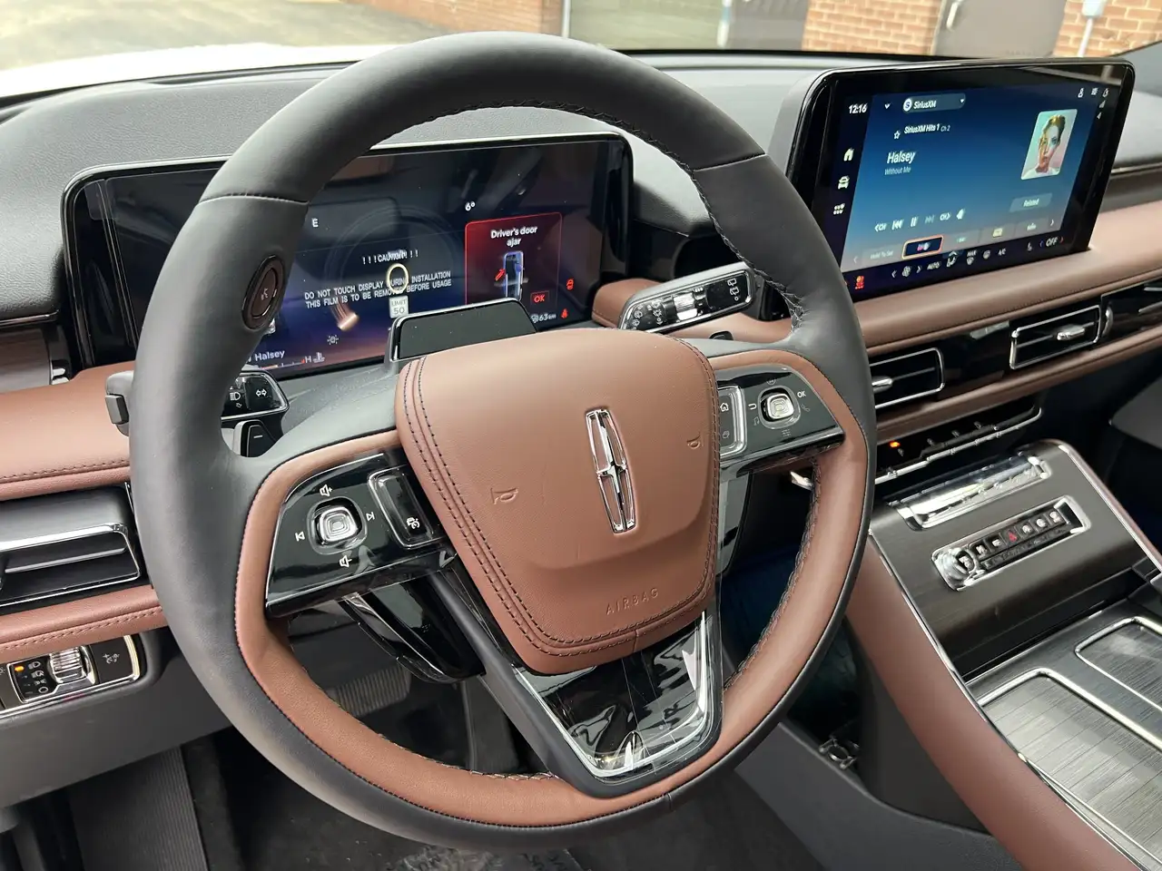 Lincoln Aviator снимка Lincoln Aviator