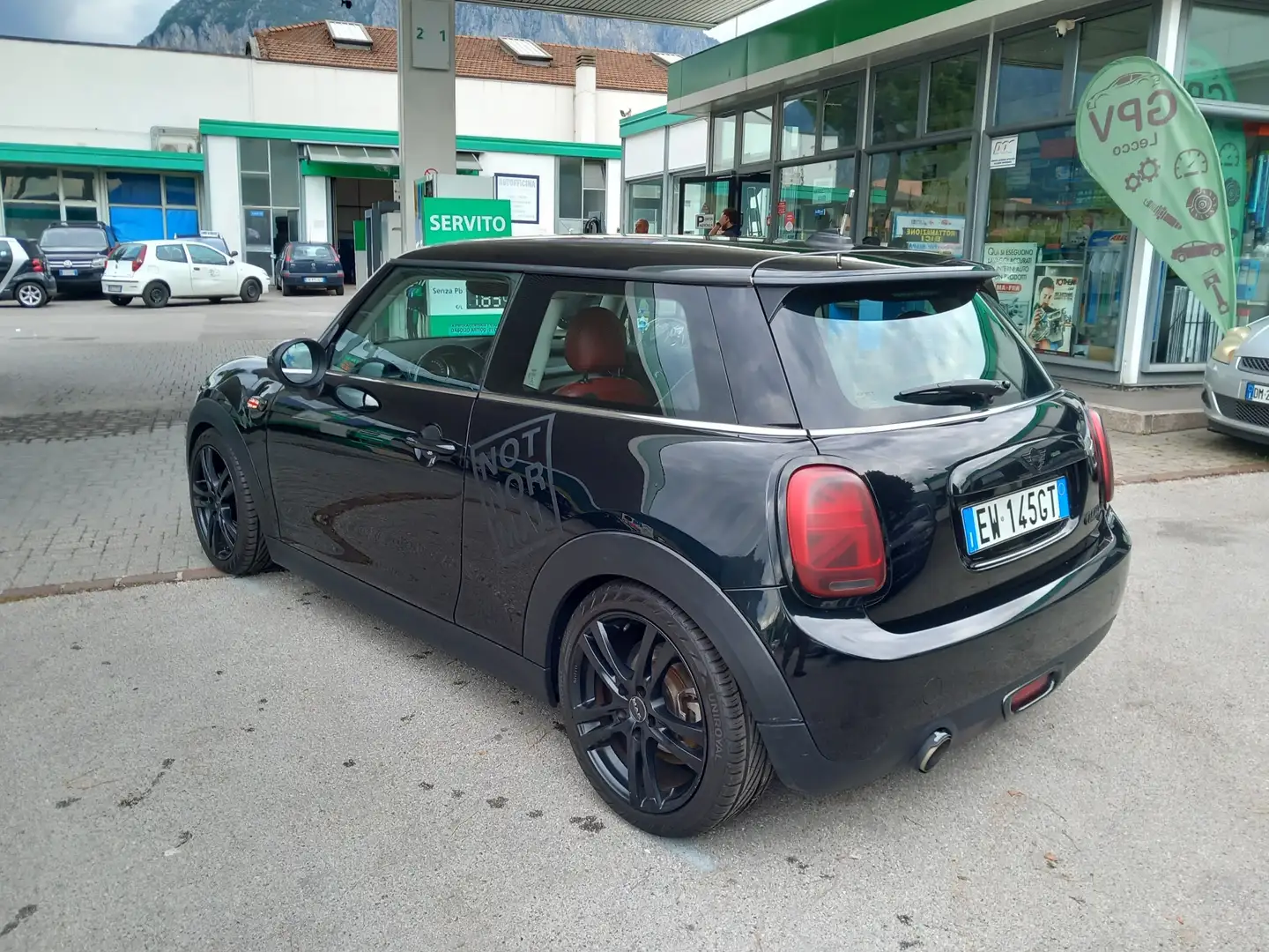 MINI Cooper D Mini 1.5 Cooper D 3p auto Negro - 2