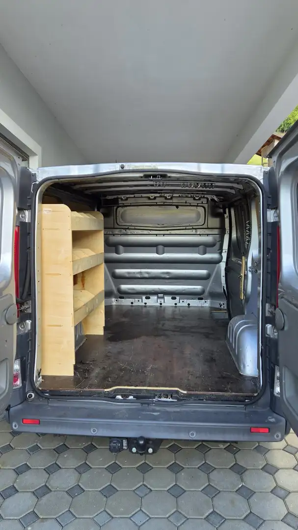 Opel Vivaro Combi L1H1 2,0 CDTI 2,7t Silber - 2