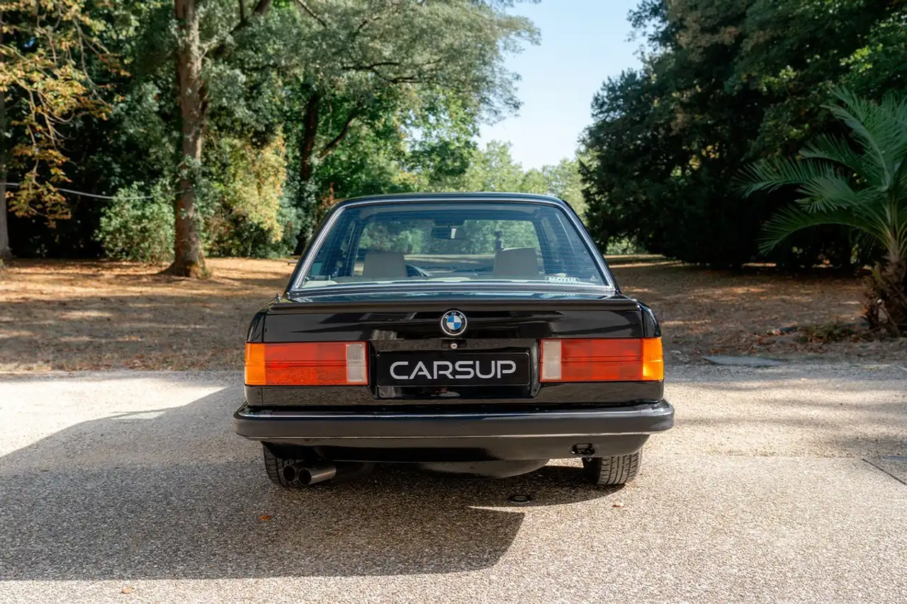 BMW 320 i coupé - 6 cyl 125 ch Phase 1.5 - Boîte mécanique - BBS - Cuir beige, foto 4