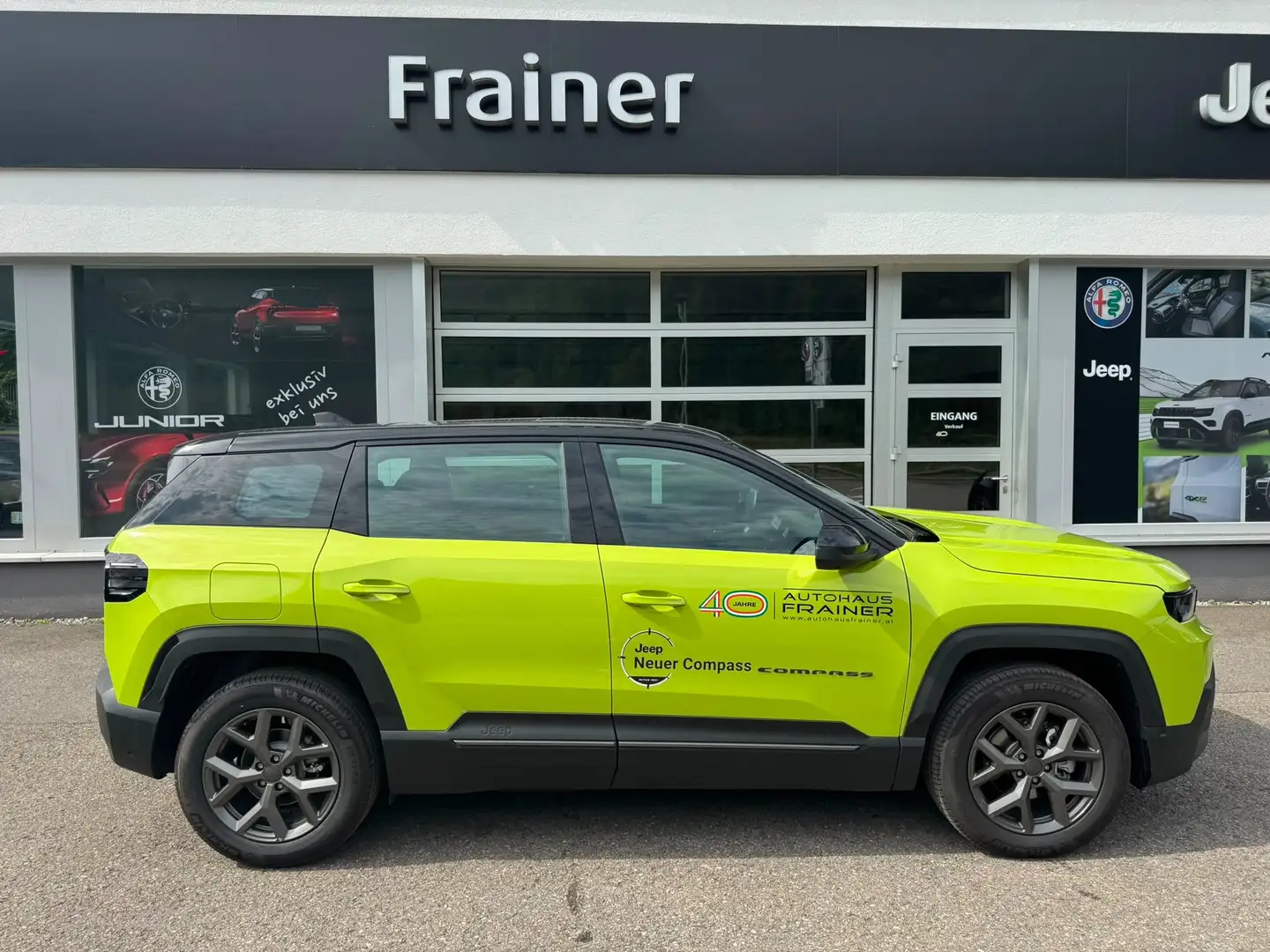 Jeep Compass 1.2 eDCT e-Hybrid Altitude 145PS volle Ausstattung Grün - 1