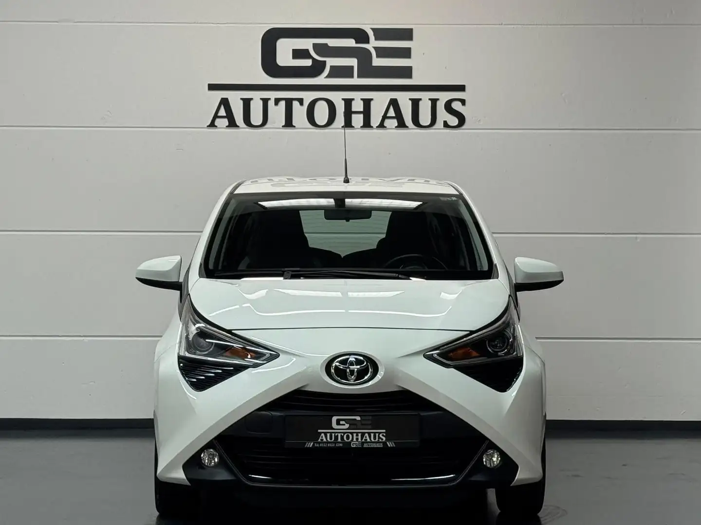 Toyota Aygo AYGO x-play Team D*Kamera*Klima*Temp*Pdc Blanc - 2
