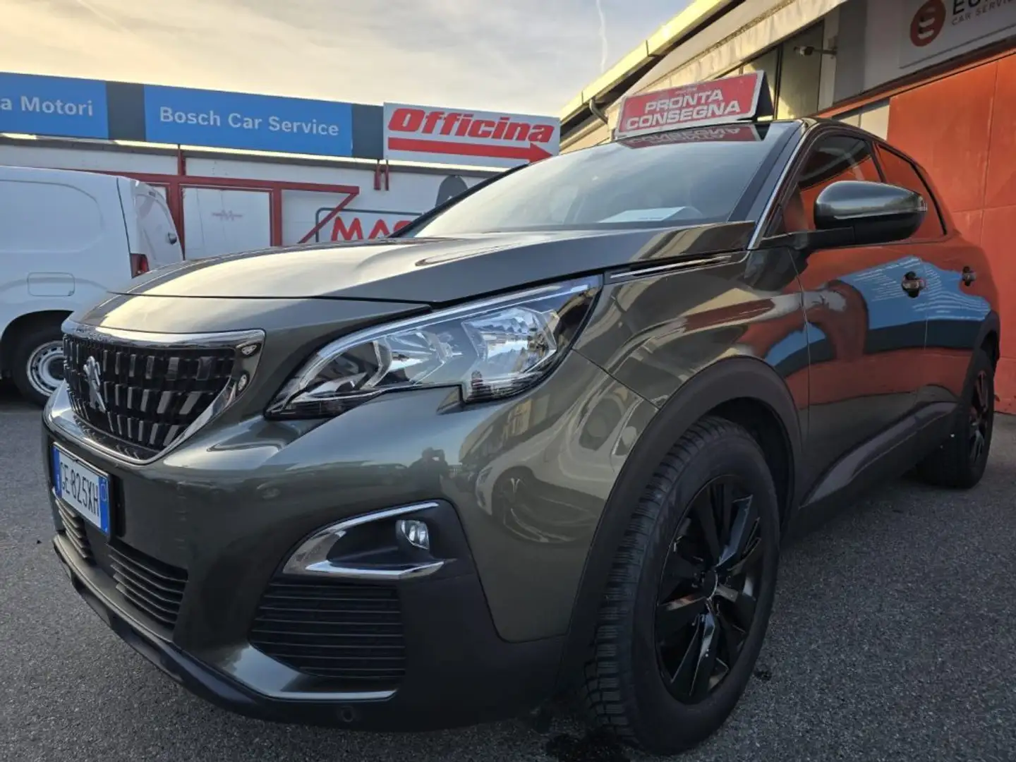 Peugeot 3008 BlueHDi 130 S&S Active Verde - 1