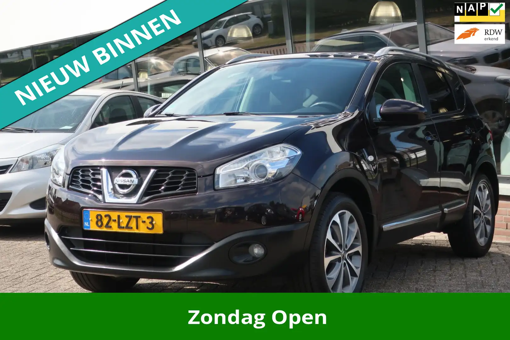 Nissan Qashqai 1.6 Connect Edition 1e EIG_NAVI_CRUIS_CAM_18-INCH. Paars - 1