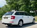Skoda Octavia Combi 1,6 Active TDI*12 Monate Garantie* Weiß - thumbnail 7