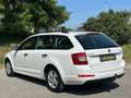Skoda Octavia Combi 1,6 Active TDI*12 Monate Garantie* Weiß - thumbnail 6