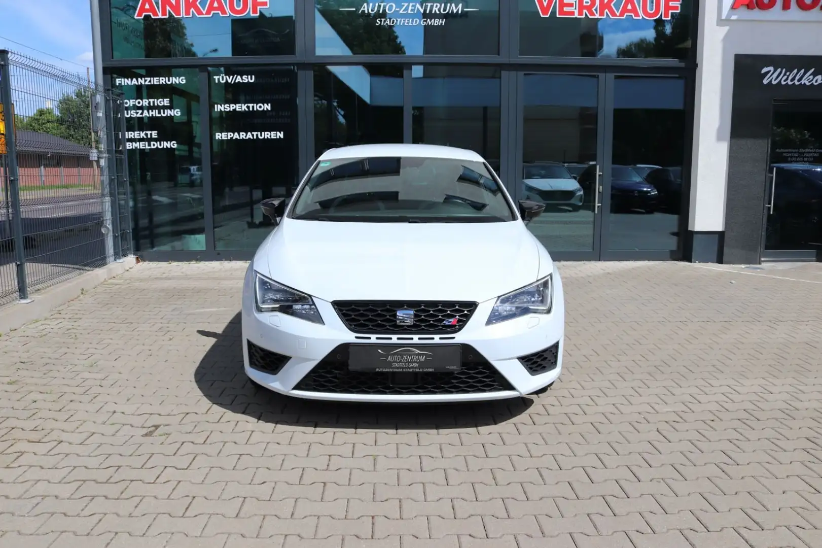 SEAT Leon Cupra 290 Alcantara DAB ACC Navi Klima Weiß - 2