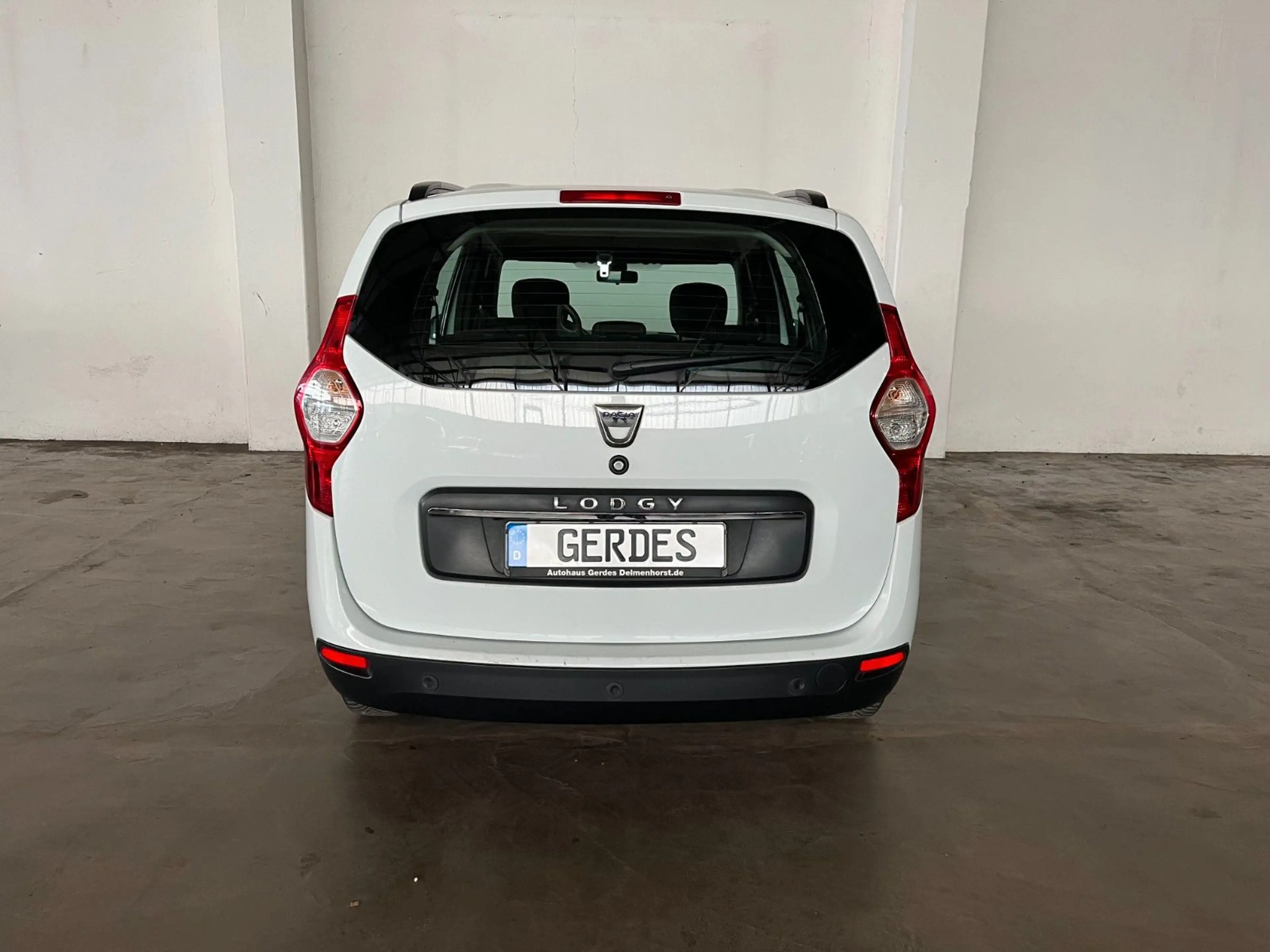 Dacia Lodgy Comfort 1.3 TCe 100 — photo 10